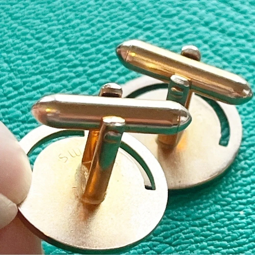 SWANK Cufflinks Gold Tone Round Mid Century Bullet Signed Classic Vintage